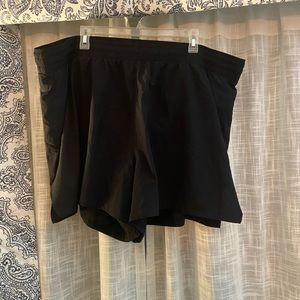 Fabletics Shorts 3XL Black